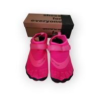 Vizicipő rózsaszín tépőzáras 36-41