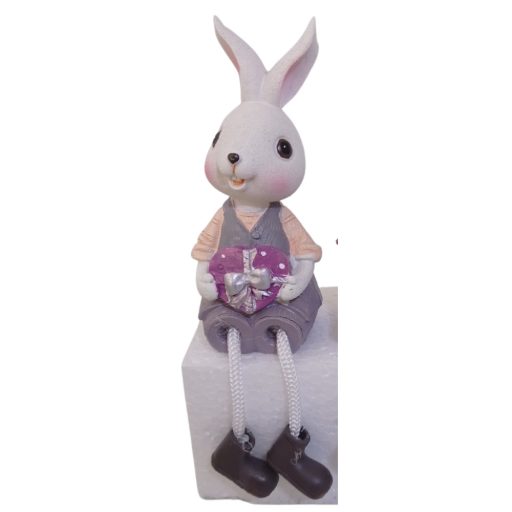  Lógó lábú nyuszi 