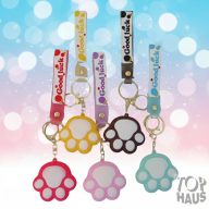 Lábnyomos kulcstartó