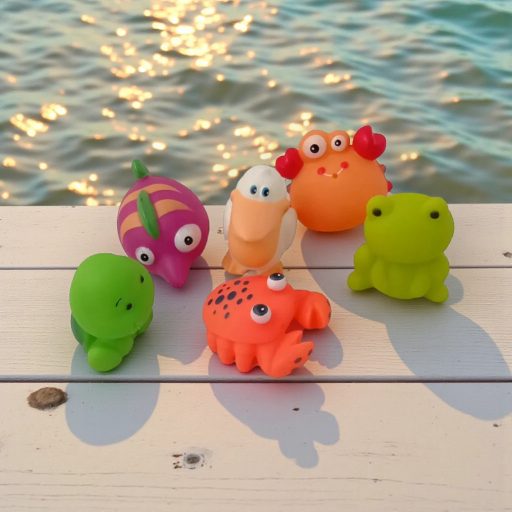 Állatos fürdőjáték