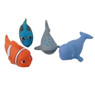 Halacskás fürdőjáték