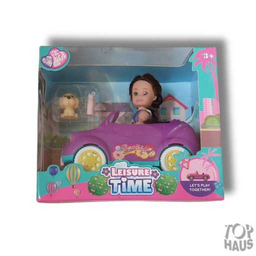 Baba  rózsaszín autóval